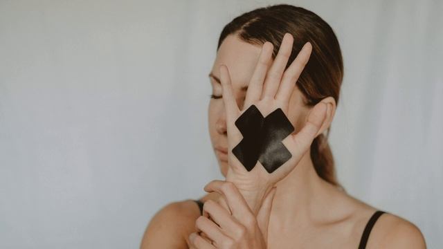 О чем не стоит делиться с окружающими