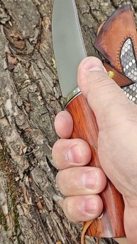 Нож из стали Böhler M390