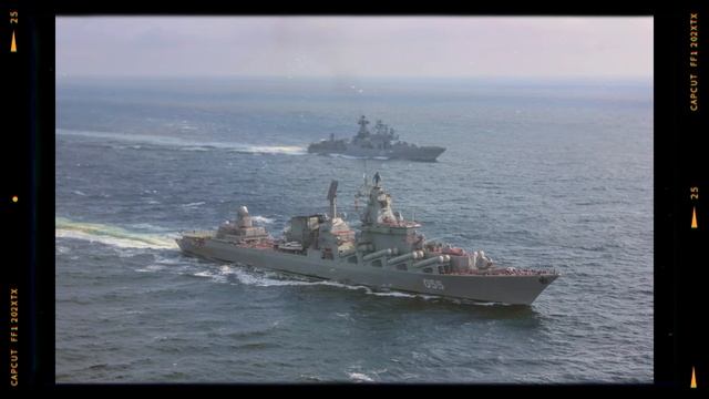 Грохочет Балтийское море...