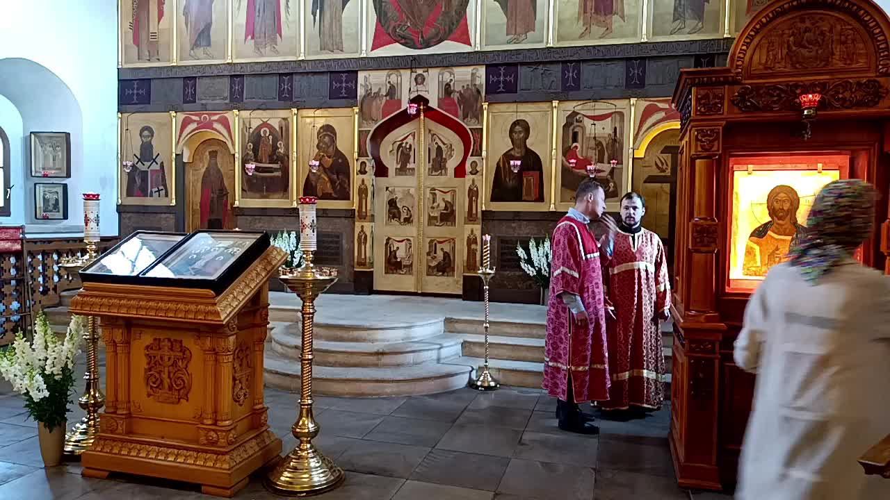 Неделя 3-я по Пасхе, святых жен-мироносиц. Правв. Марфы и Марии. Блгв. Тамары, царицы Грузинской.