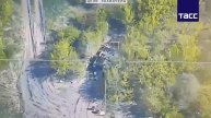 Военнослужащие группировки войск "Север" уничтожили БМП Bradley ВСУ "Ланцетом" в Сумской области.