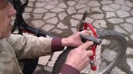 Улучшение работы пружинной амортизационной вилки велосипеда.