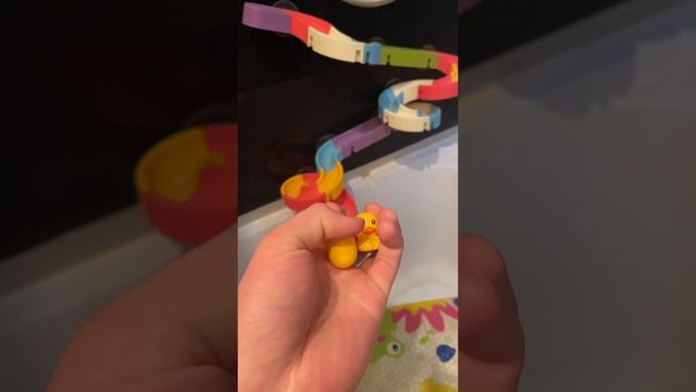 Детская развивающая игрушка для купания - водная горка.