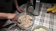 Котлеты из прошлогоднего бройлера.