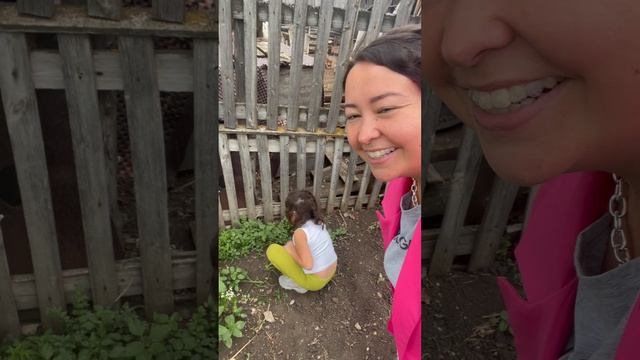 Впущу вас в свой дом. Сакральные моменты с мамой и дочкой, в деревне у бабушки. Быть близко к нам)