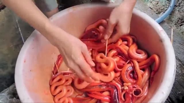 САМАЯ ШОКИРУЮЩАЯ ЕДА В МИРЕ
