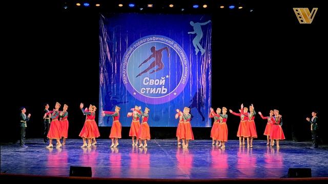 Адыгейский танец "АдЫГСКИЙ ПЕРЕПЛЯС". Ансамбль Кавказского танца "НАИРИ". Хореография. Танец.