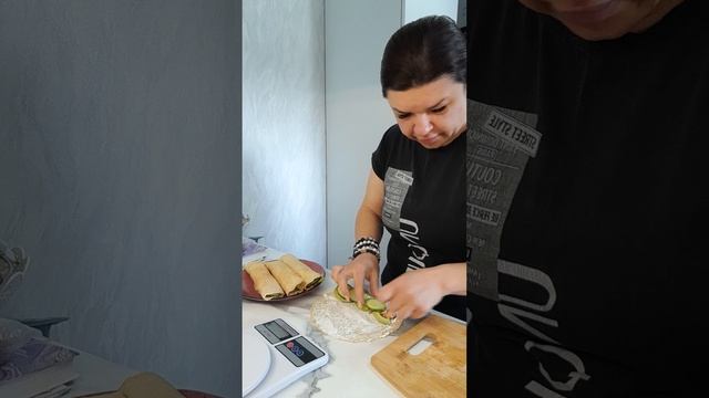 5.05 БЛИНЫ С МОРСКИМ КОКТЕЙЛЕМ 
ВКУСНЫЙ ЗАВТРАК