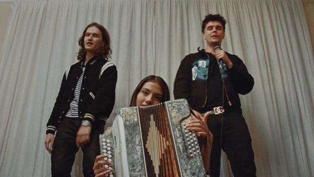 Voskresenskii, Джон Гарик – Перегарик