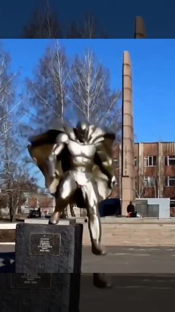 Памятник Воину-освободителю в городе Узловая Тульской области, расположенный на площади имени 50-лет