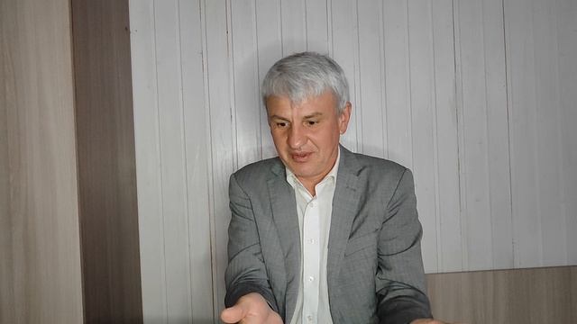 директор