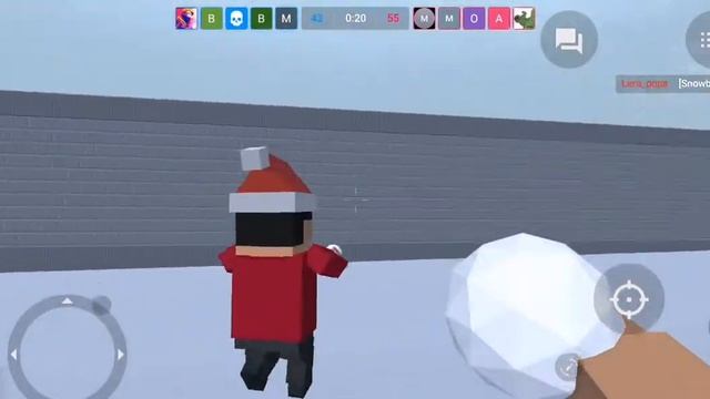 Я играл в снежки в игре блок страйк