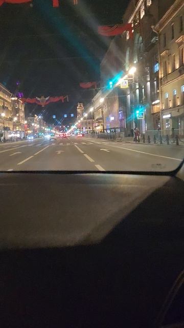 Санкт-Петербург. Невский проспект 2025г 5 мая.