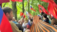 «Это наша честь, наш долг»: «Бессмертный полк» прошел по улицам немецкого Кельна