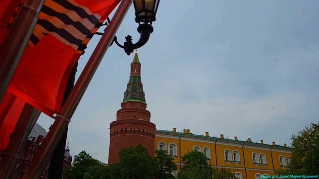 Торжественно украшенная Манежная площадь к празднику Великой Победы!