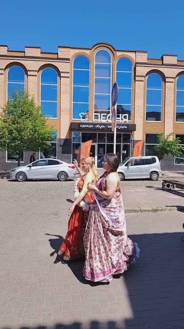 Позитивные люди в солнечном Ейске.