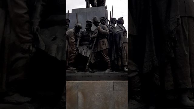 16.05.2021. Москва. Кутузовский проспект. Памятник Кутузову.