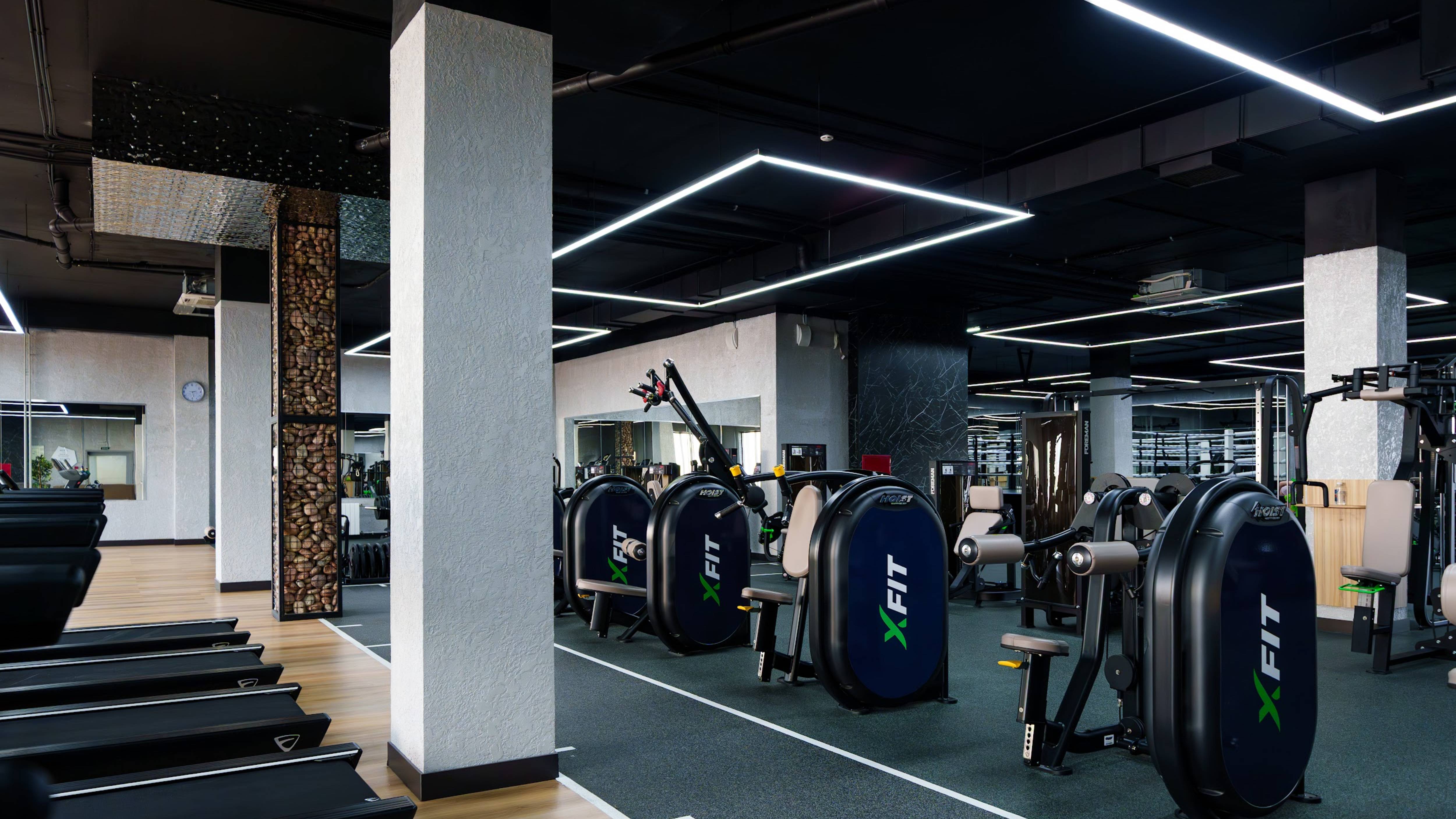 X Fit перово