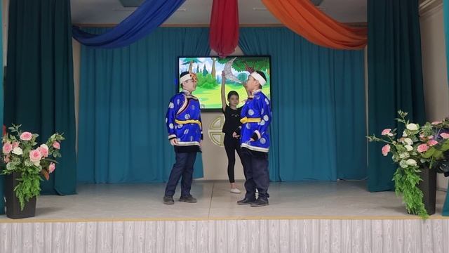 Спектакль на бурятском языке — Фестиваль-конкурс детских театральных постановок на бурятском языке