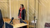 В Петербурге арестовали женщину, намеренно въехавшую в толпу людей у кафе