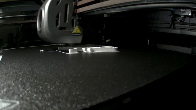 Ручка для бутылки воды 5 литров шишкин лес