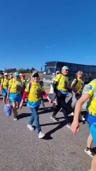 Моржи Анапы приехали в Севастополь на заплыв посвящённый 80 летию Победы. И я с ними.