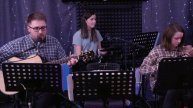 v-suete-vrashchaetsia-planeta-khristianskoe-penie-muzykalnaia-gruppa_video_2160p_russian