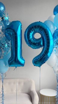 Набор шаров на 19 лет в синем и голубом цвете