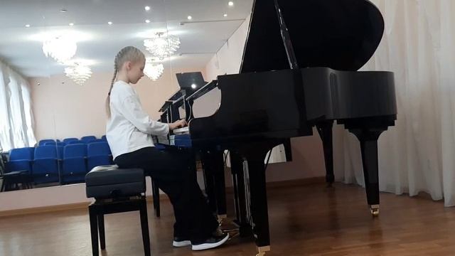 Кемерово, ЦДШИ, Крюкова Агата - В. Гиллок "Фонтан под дождём"