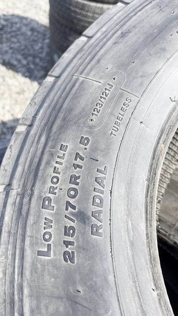Грузовые шины из Японии 215 70 17.5 Bridgestone R173 (Б206 )