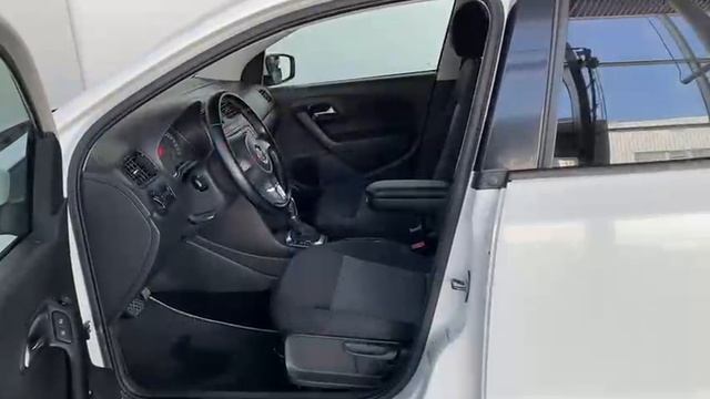 Volkswagen Polo XW8ZZZ61ZDG062974