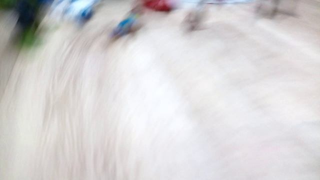 VID_20250504_204437.mp4
