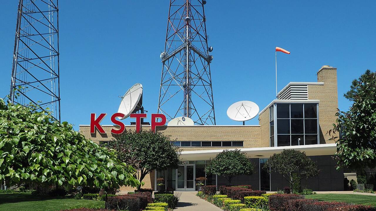 [MW DX] 1500 kHz pres. KSTP SKOR North (St. Paul, MN, USA) 06.12.2019