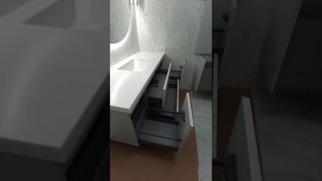 Тумба под раковину в эмале
