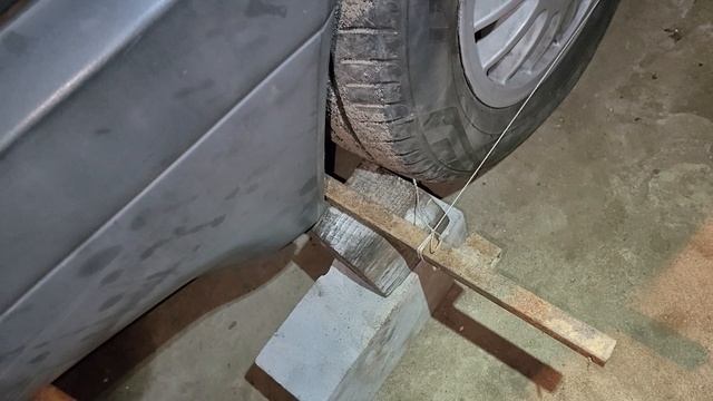 Установка сход-развала Ауди80.