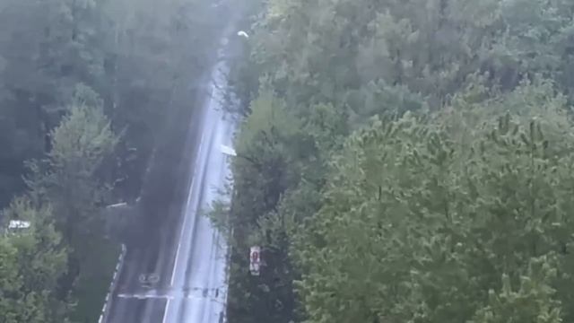 🌪️ Ураганный ветер и ливень обрушились на Подмосковье