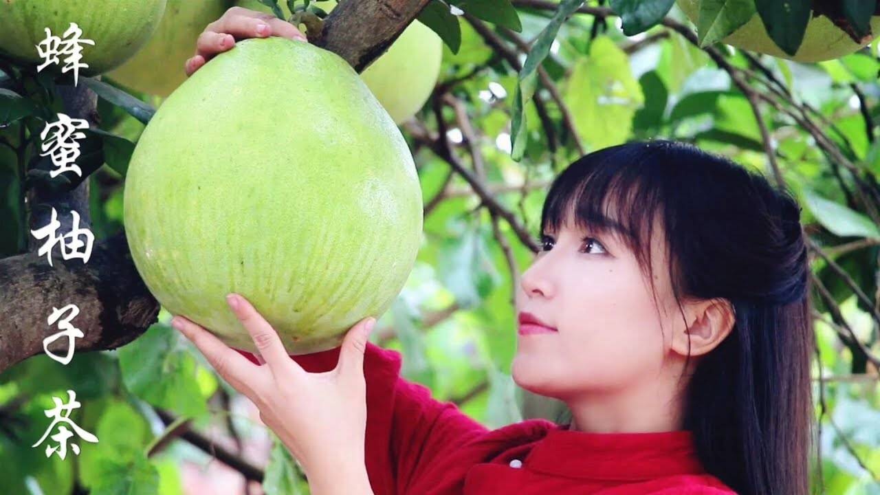 Холодной поздней осенью как насчет чашечки согревающего медово-грейпфрутового чая?
