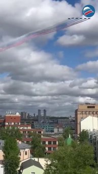 В небе Москвы: репетиция воздушной части Парада Победы