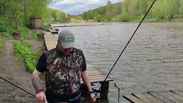 Илья в деле).Карпуша клюёт