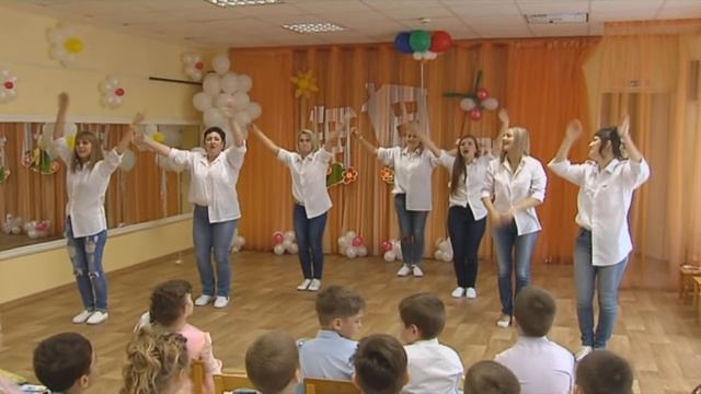 Флэшмоб от родителей на выпускной!!