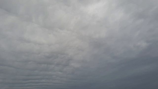 Порожковые облака, как лестница в небо