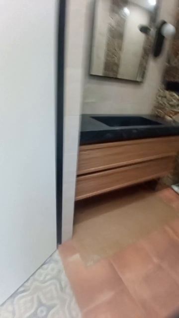 Тумба для ванной в шпоне