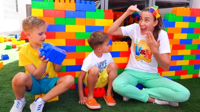 Весёлые приключения для детей с Крисом и мамой