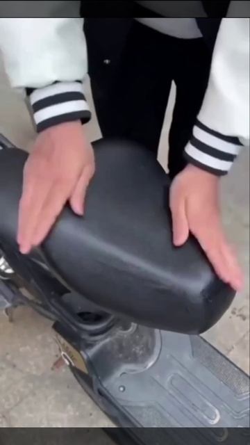 Самоклеящаяся искусственная кожа