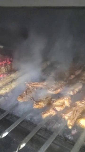 подписан максимально поделим видео кафе Мангал Хаус С