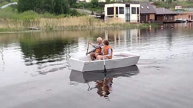 Спуск на воду "Каламбурчика"