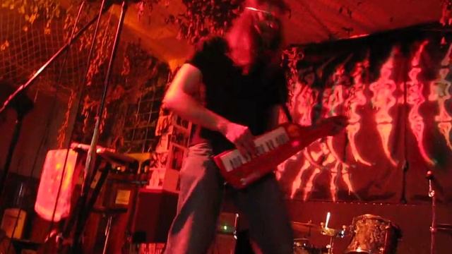 Астралопитек, Дебют в клубе Японский Бог, 19.10.2011.AVI