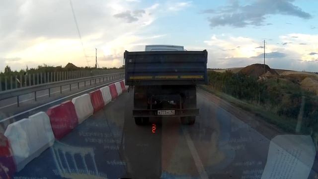 самый ох!!!евший обочечник вид с переди
