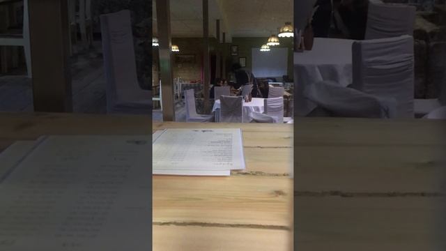 Работу. Официантам.