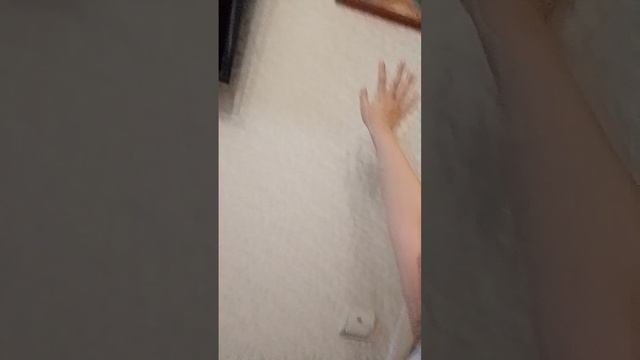 приехала к бабушке и прадедушке